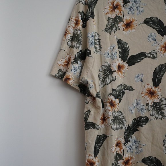 Jack and Jones flower shirt - Picture 2 of 4